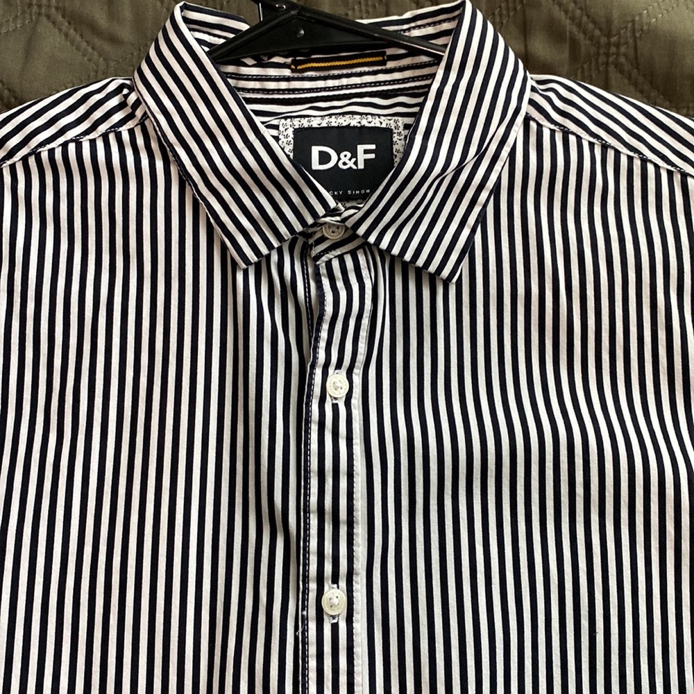 D & F Ricky sign - Picture 3 of 3